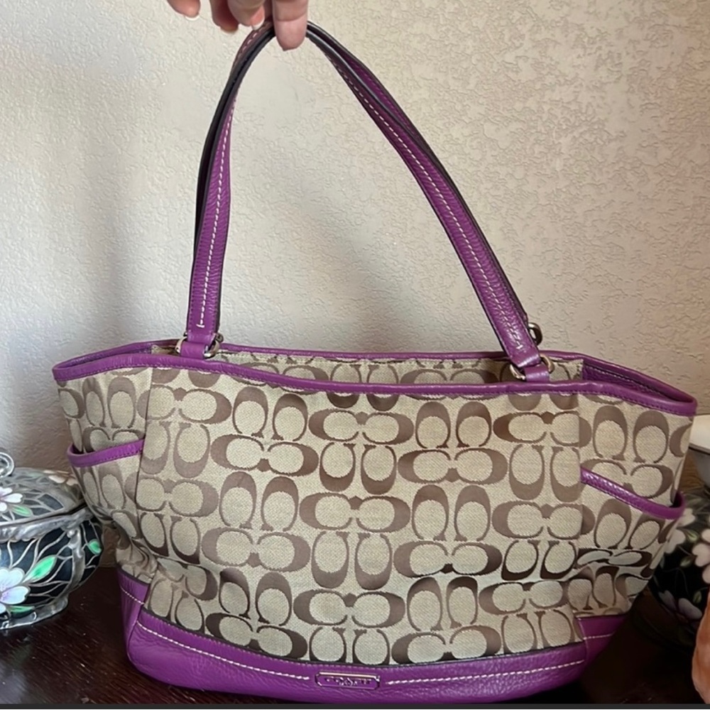 Coach handbag